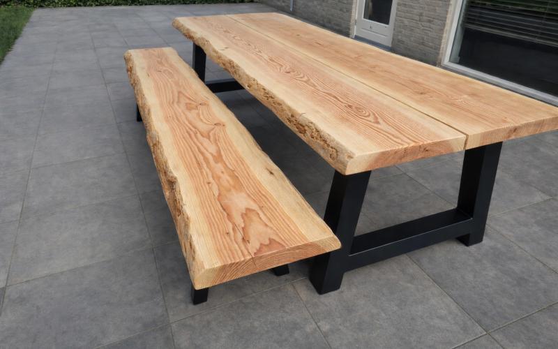 Douglas Boomstam Tafel Bouwpakket Tafel Stammetje - 5 cm Massief - Natuurlijke Boomrand - Stel Zelf 